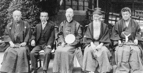 为啥日本那么多中国字画,日本为什么那么多中国瓷器