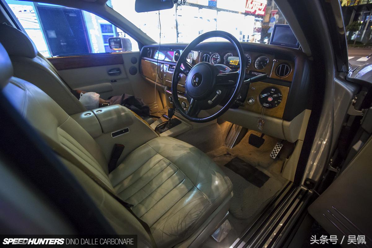 劳斯莱斯为什么不用丰田发动机,为了一把伞买劳斯莱斯