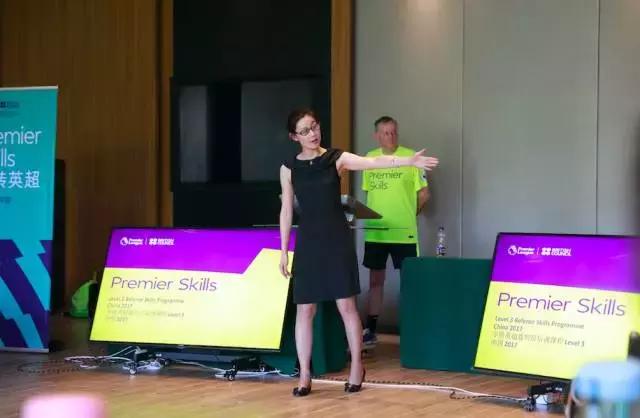 学转英超基层足球教练培训开班,学转英超教练员