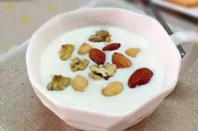 苹果发布会吃啥,熬夜看苹果发布会激动了