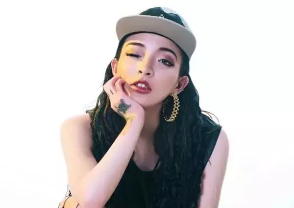 被原著点赞的仿妆,vava拉丁妆