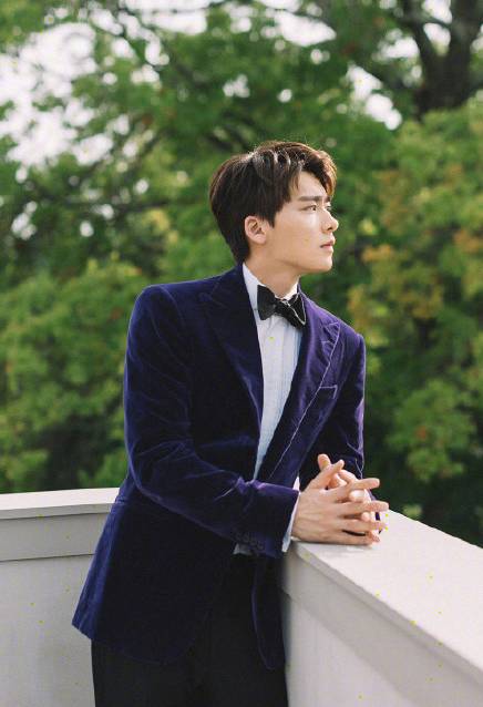 盘点纽约时装周,巴黎时装周杨幂杨颖绝美