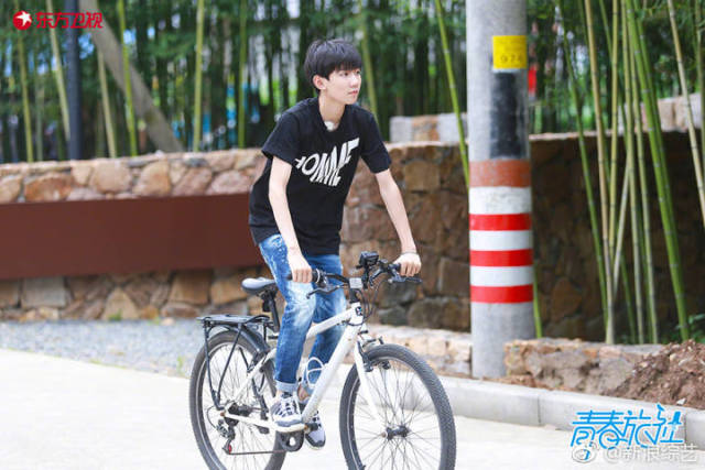 娴欐睙姹熻嫃婀栧崡鍗,姹熻嫃婀栧崡涓滄柟娴欐睙鍗