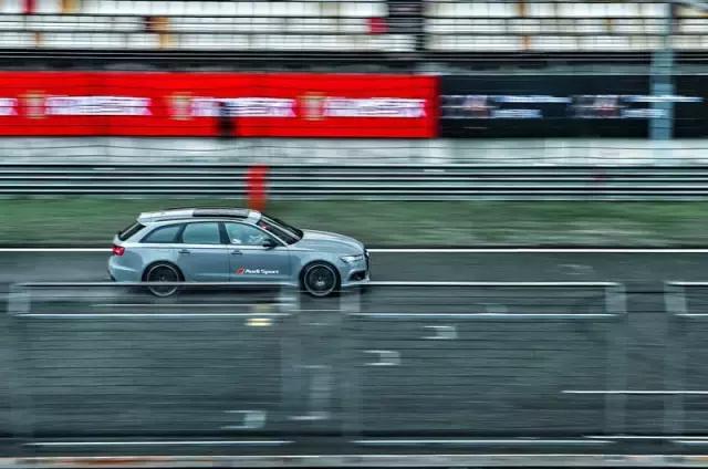 开奥迪是不是很没面子,奥迪有比r8好的车吗