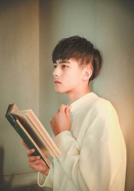 各种各样的小哥哥特别帅,各种类型的小哥哥