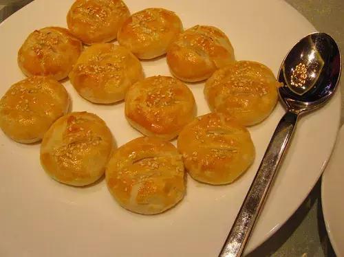 探寻地道美食的背后故事,做美食讲感人故事