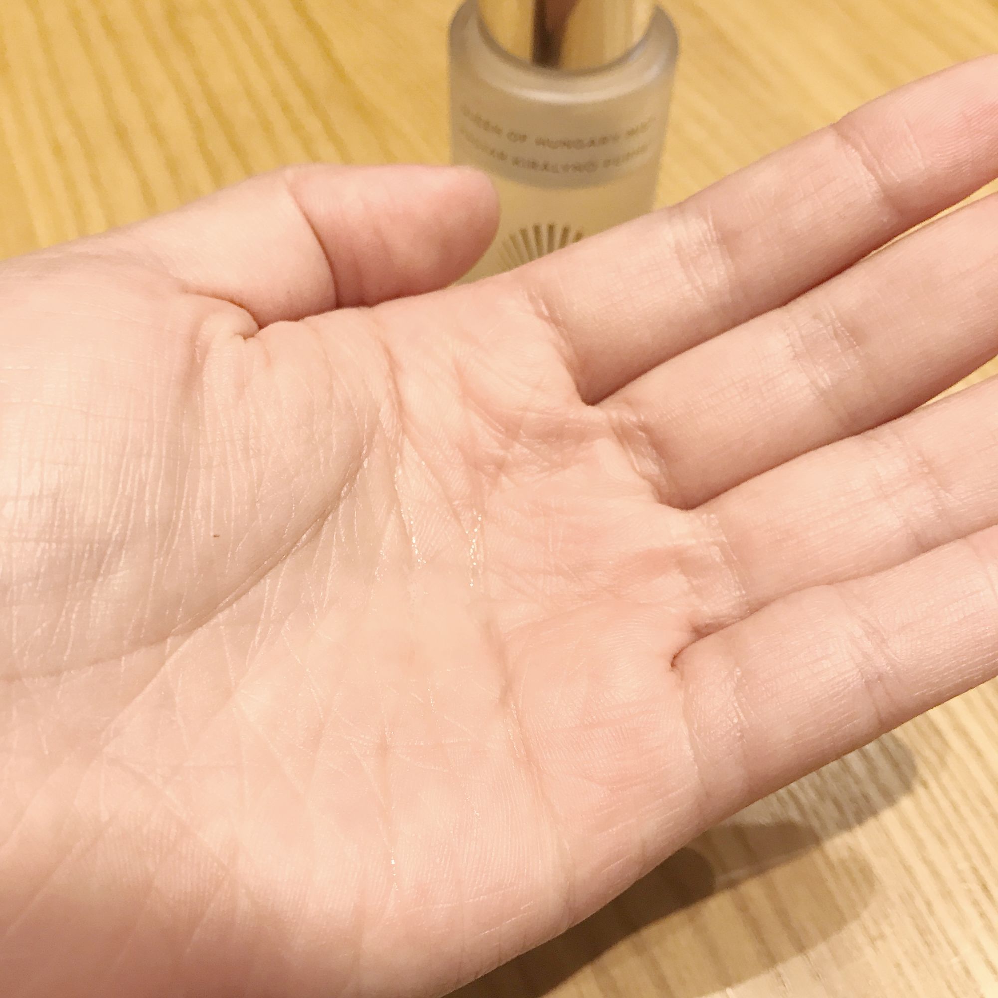 油性痘痘肌用什么水洗脸最好,油性皮肤痘痘肌护肤用什么洗面奶