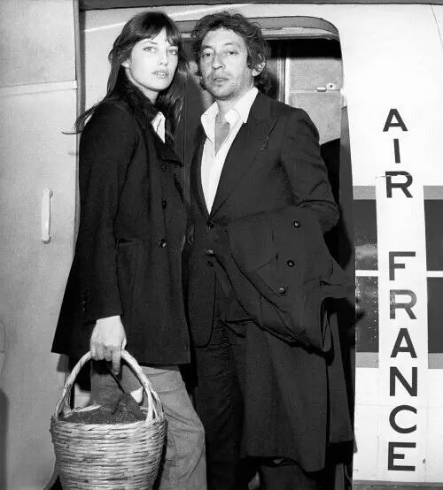 奢侈品购买时必须配货什么意思,奢侈品的配货价是怎么回事