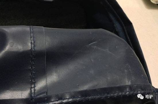 如何判断北极狐背包是不是正版,北极狐背包真假辨别