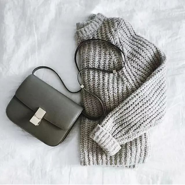 奢侈品购买时必须配货什么意思,奢侈品的配货价是怎么回事