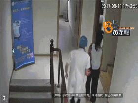 割完双眼皮，头发被胶水粘住！看监控，发现同行的闺蜜有可疑动作