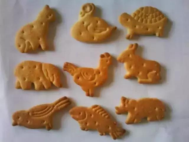 那些怀旧年代的零食,盘点儿时吃过的33种怀旧零食