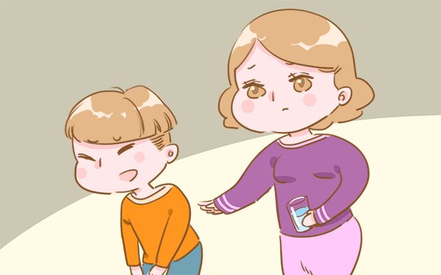 宝宝小便发黄怎么回事,婴儿小便发黄如何处理