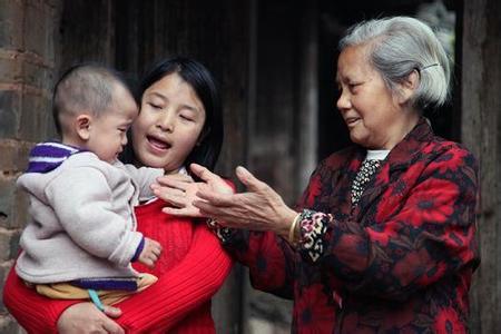 老婆老是跟我说我妈妈不好,老婆整天说我妈不好