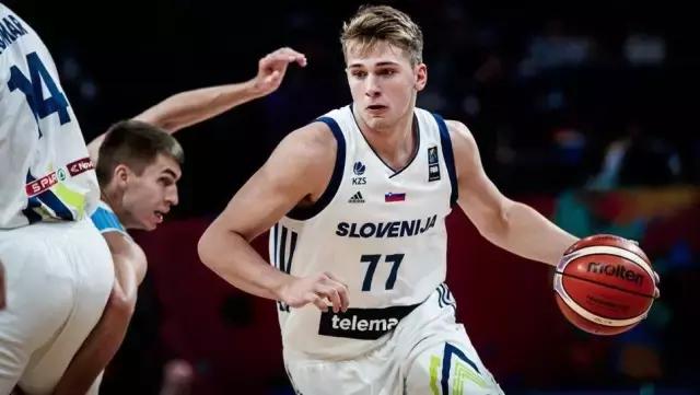 18岁东契奇数据,东契奇是哪年进入nba