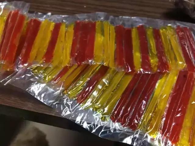 那些怀旧年代的零食,盘点儿时吃过的33种怀旧零食