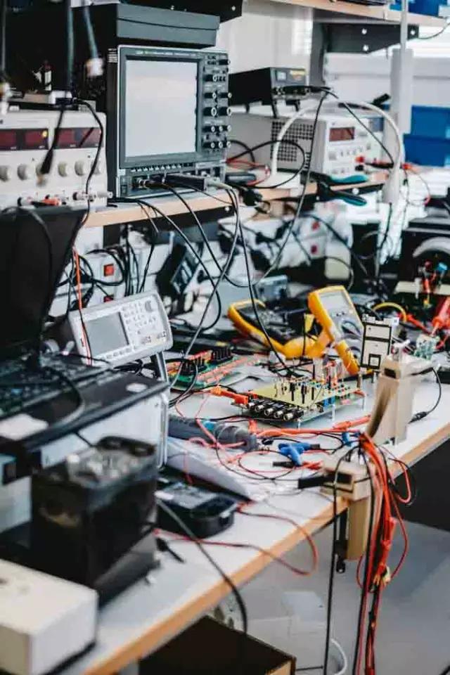 窥探世界顶级闪光灯背后的故事（内有成吨福利！）