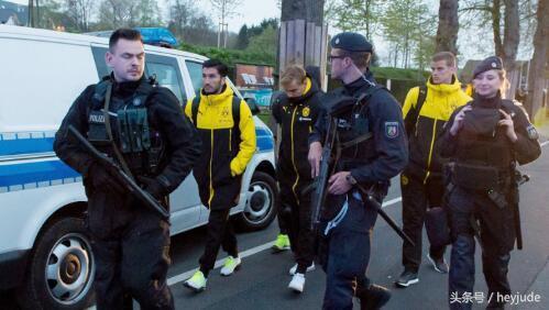 拒绝恐怖袭击，体育是和平世界的净土，体坛不要再有痛苦记忆