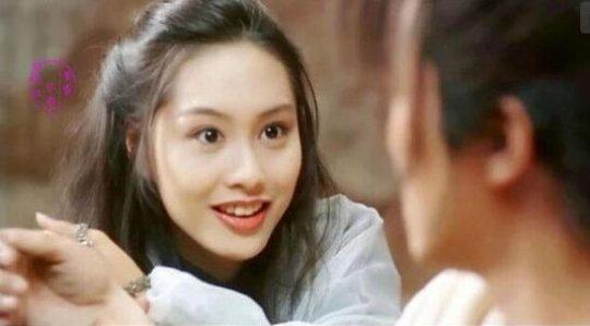 忠贞不渝的天蝎座女星,1977年出生的天蝎座女星