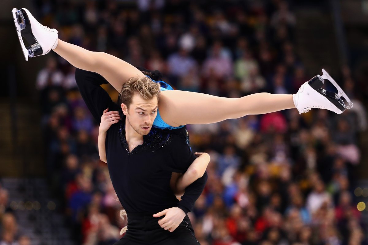 足球和篮球哪个更燃脂,足球和跑步哪个减肥