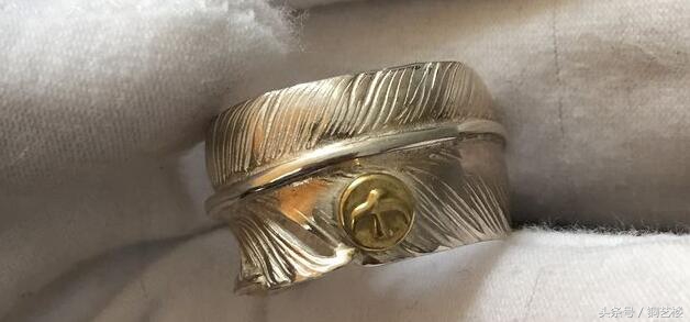 一串黄铜钥匙挂件卖出天价，这位潮流设计师到底有何不同