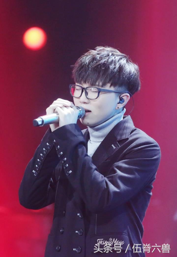 被薛之谦夸的新歌曲,毛不易第一次唱消愁让薛之谦惊讶