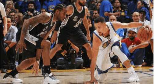 百大球星对比,詹姆斯哈登和库里谁更强