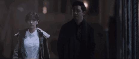 在“一对”凋残大叔脸上看出苏感，我是不是中毒了？