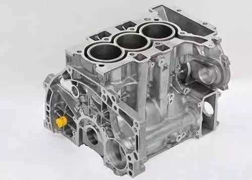 宝马x12.0四缸吐槽,宝马x1为什么掉价那么厉害