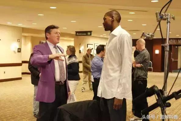 凯文杜兰特穿多少号,凯文杜兰特穿nba75周年球衣