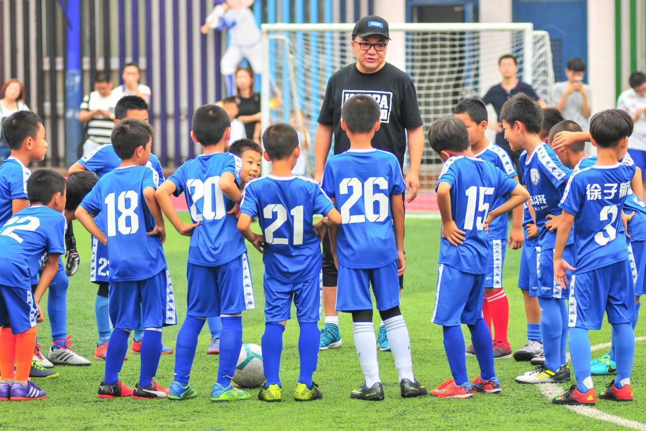 武磊捐钱董路青训,董路武磊五大联赛