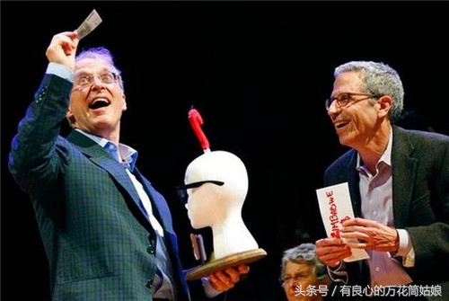 摸活鳄鱼影响人赌博意愿？科学告诉你答案