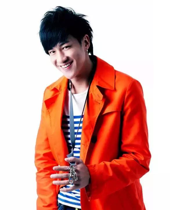 ps如何把手绘图变成图片,怎么使用ps使图片变清晰