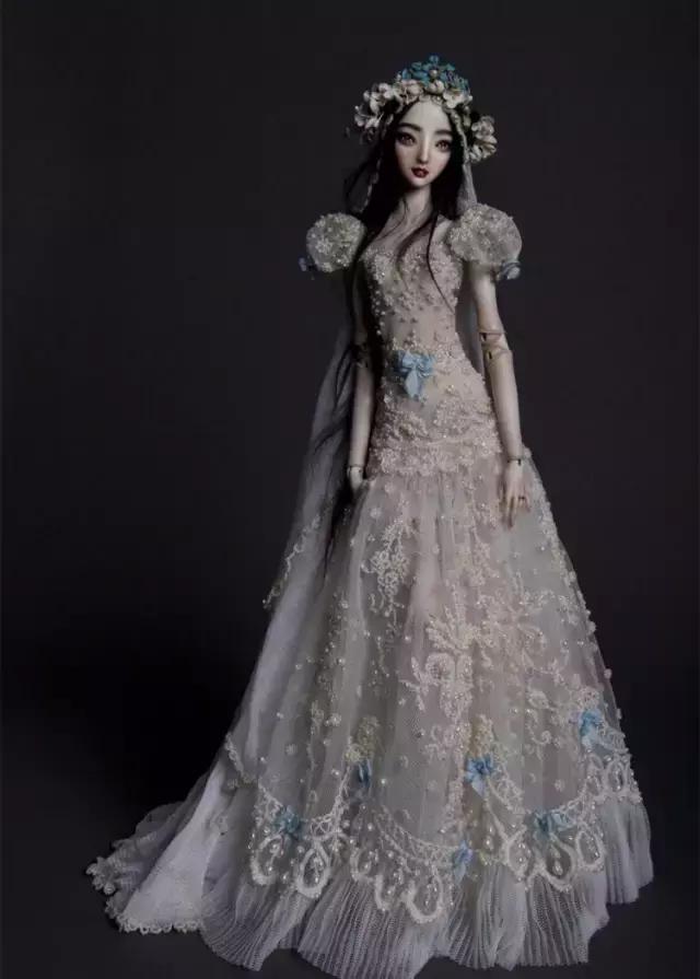 下血本！李晨花了200万为范冰冰定制了一个专属娃娃！