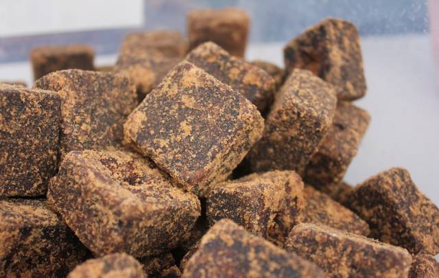 怎么样辨别正宗红糖的真假,教你如何辨别红糖的真假