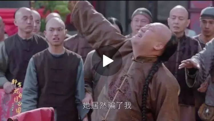 剧情已过半，主角领盒饭，反套路不断，《那年花开》的脑洞忒厉害