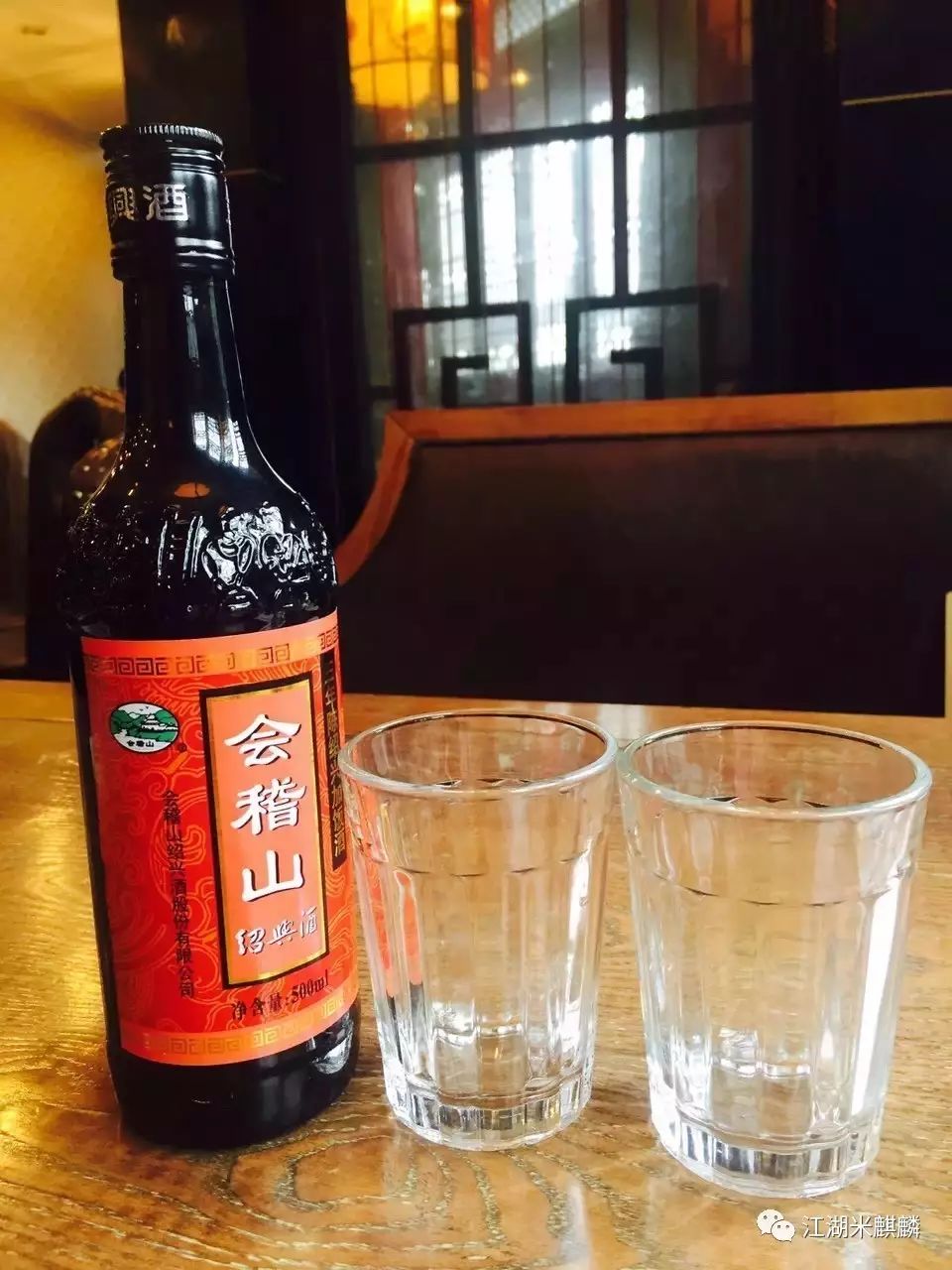 绍兴百年老字号美食臭豆腐,100块钱吃遍水塔美食街