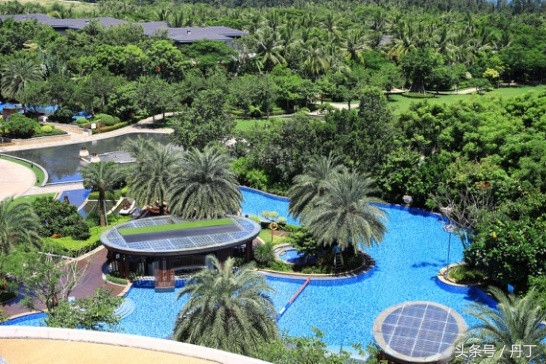 美女三亚之旅、疯狂购物、刷爆银行卡、