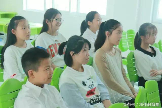 邓州春雨国文中学,邓州市春雨国文学校军训活动