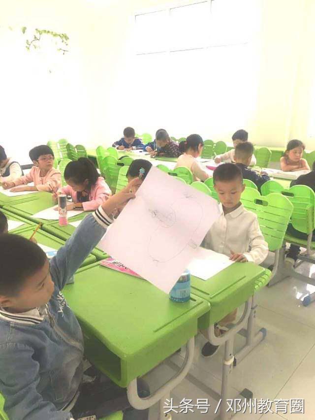 邓州春雨国文中学,邓州市春雨国文学校军训活动