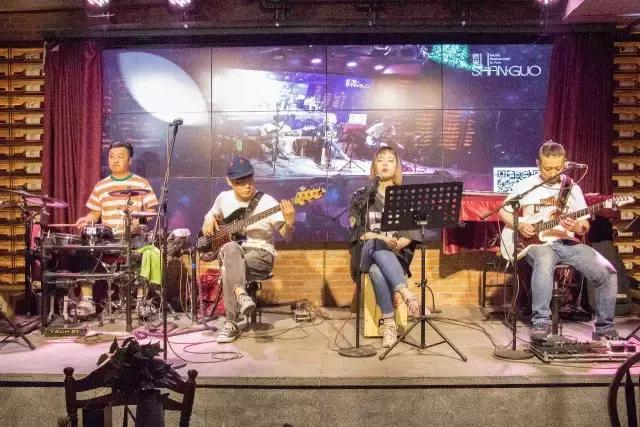 合肥十大必去的酒吧,合肥比较出名的酒吧有哪些