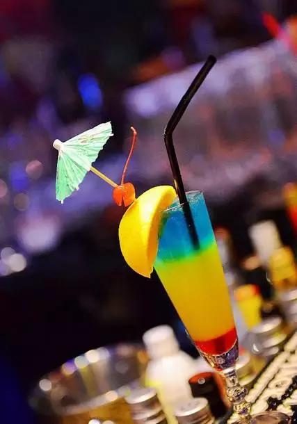 合肥十大必去的酒吧,合肥比较出名的酒吧有哪些