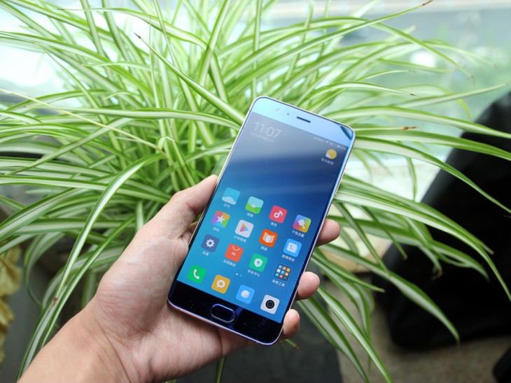 精湛的外观工艺/拍人更美的相机小米Note3评测