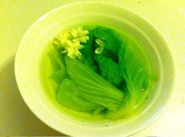 bb打完疫苗关注事项,宝妈刚生完宝宝关注事项