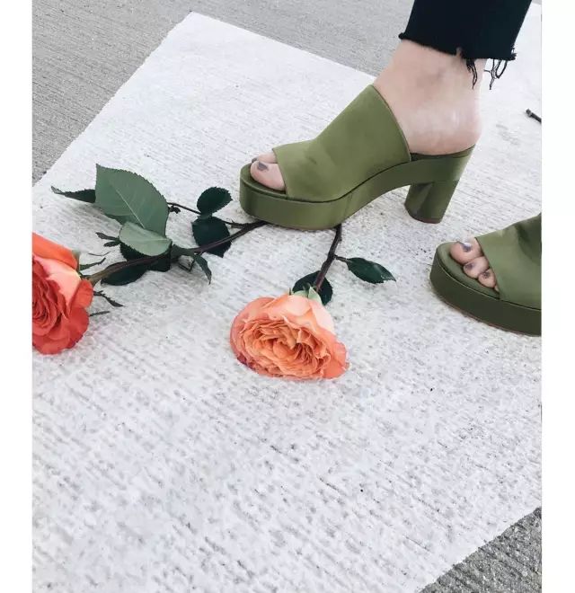 为什么凯特王妃受女王喜欢,网红凯特王妃的衣服