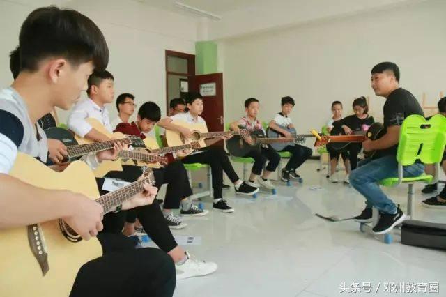 邓州春雨国文中学,邓州市春雨国文学校军训活动