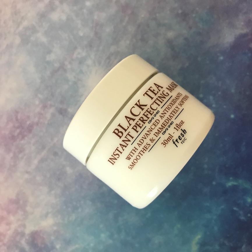 油性皮肤痘痘肌适合用霜吗,油性肌肤痘痘肌用什么面膜好