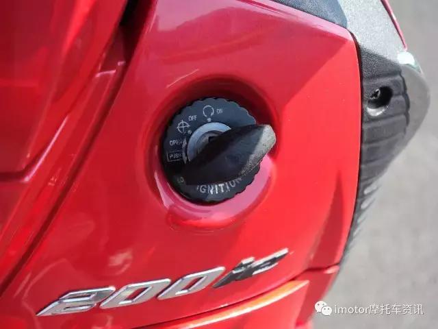 披着羊皮的狼dj版30秒,披着羊皮的狼mv摩托车