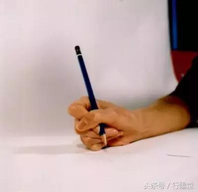 孩子书写太潦草纠正不过来,孩子写字太潦草什么方法能写好字