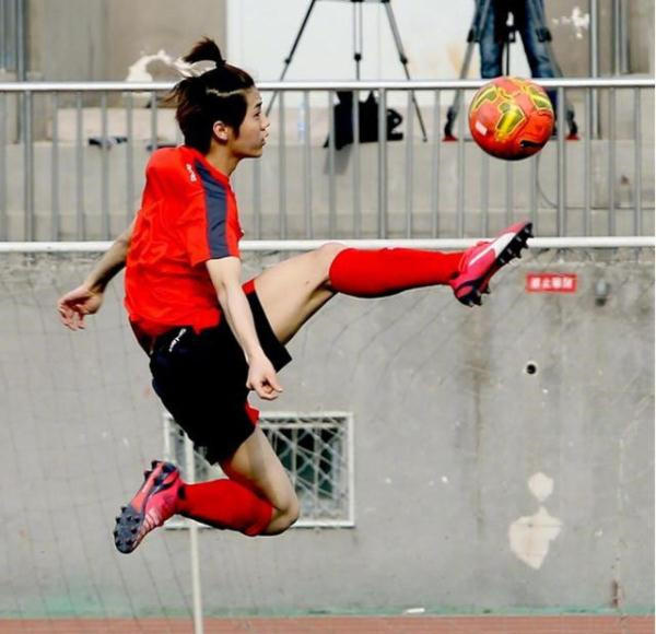 邓超帅气男明星,邓超鹿晗空中飞人